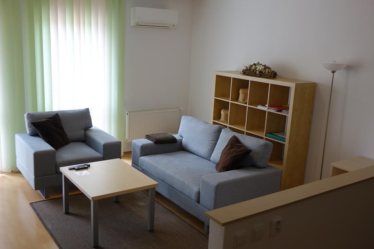 Eel Accommodation Brno Bagian luar foto