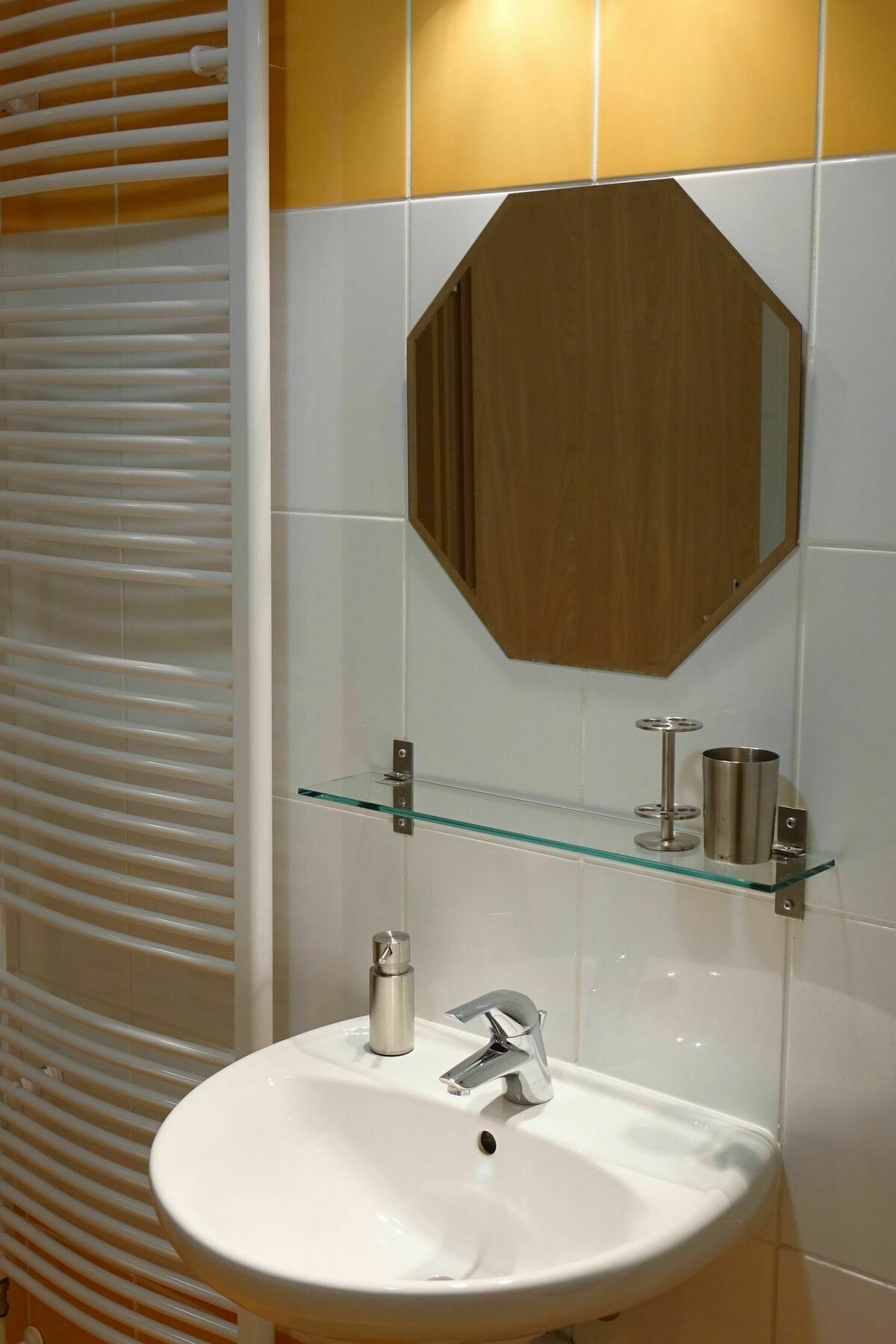 Eel Accommodation Brno Bagian luar foto