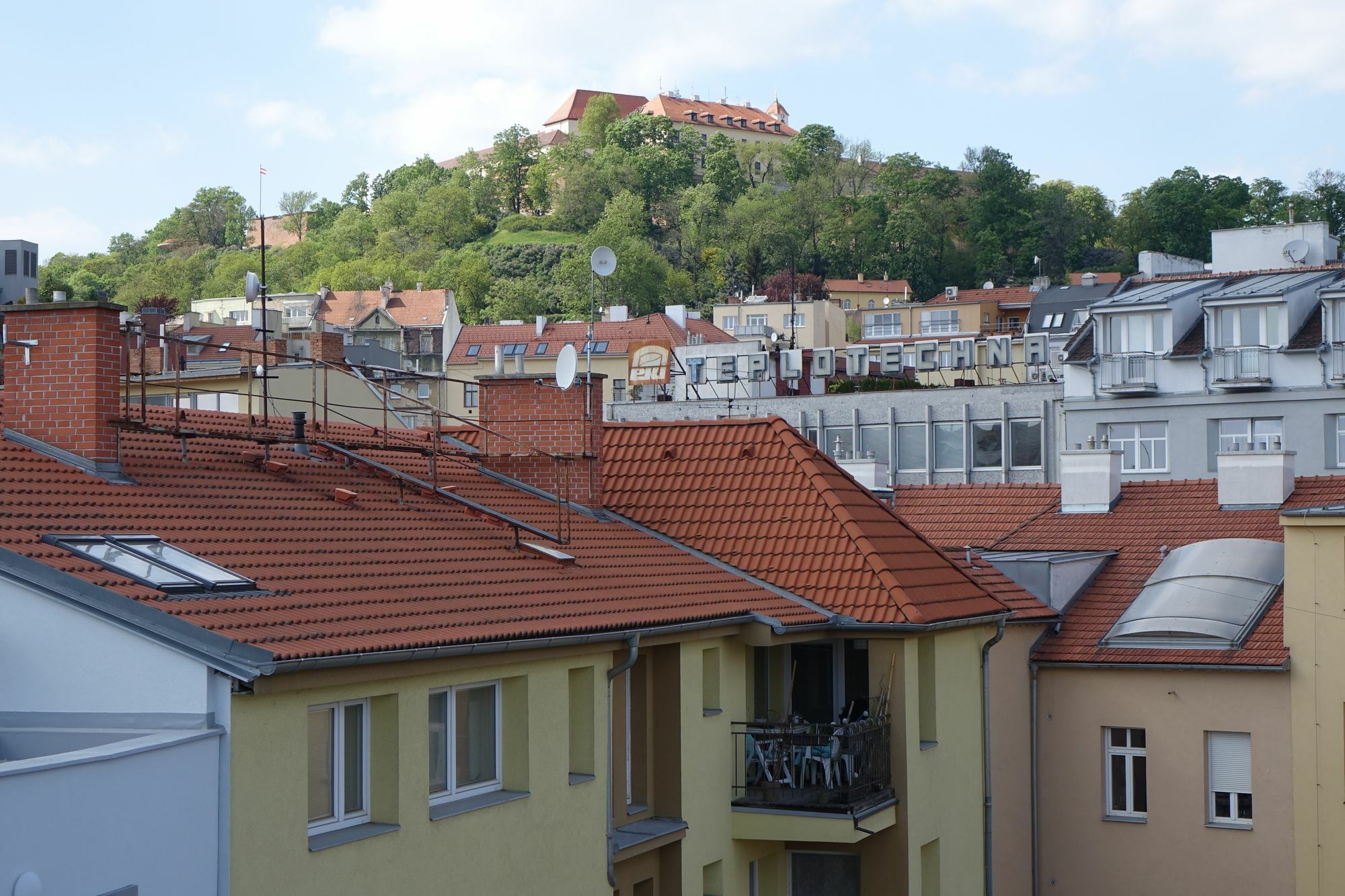 Eel Accommodation Brno Bagian luar foto